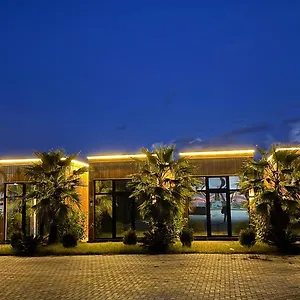 Havana House , Sakes Albania